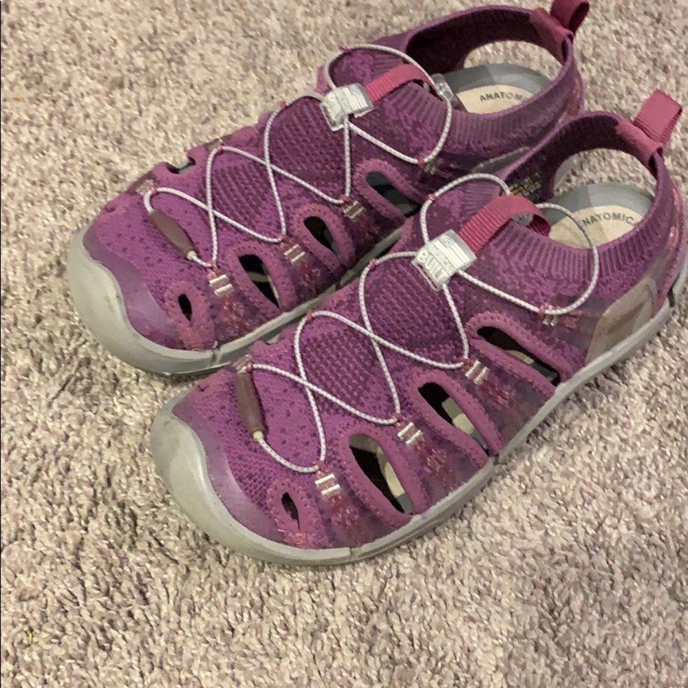 Keen shoes beautiful size 7.5